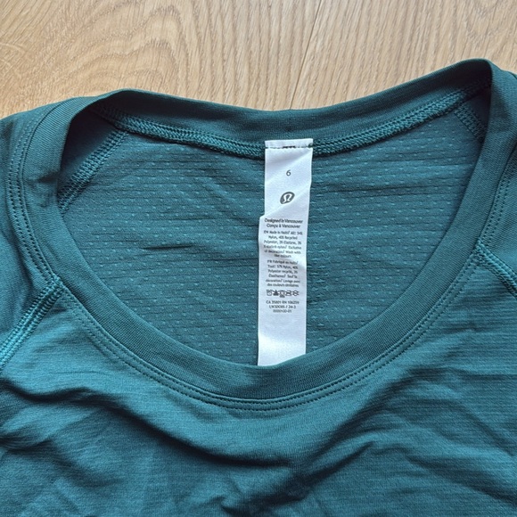 NEW lululemon swiftly tech long sleeve 6 - Picture 3 of 5